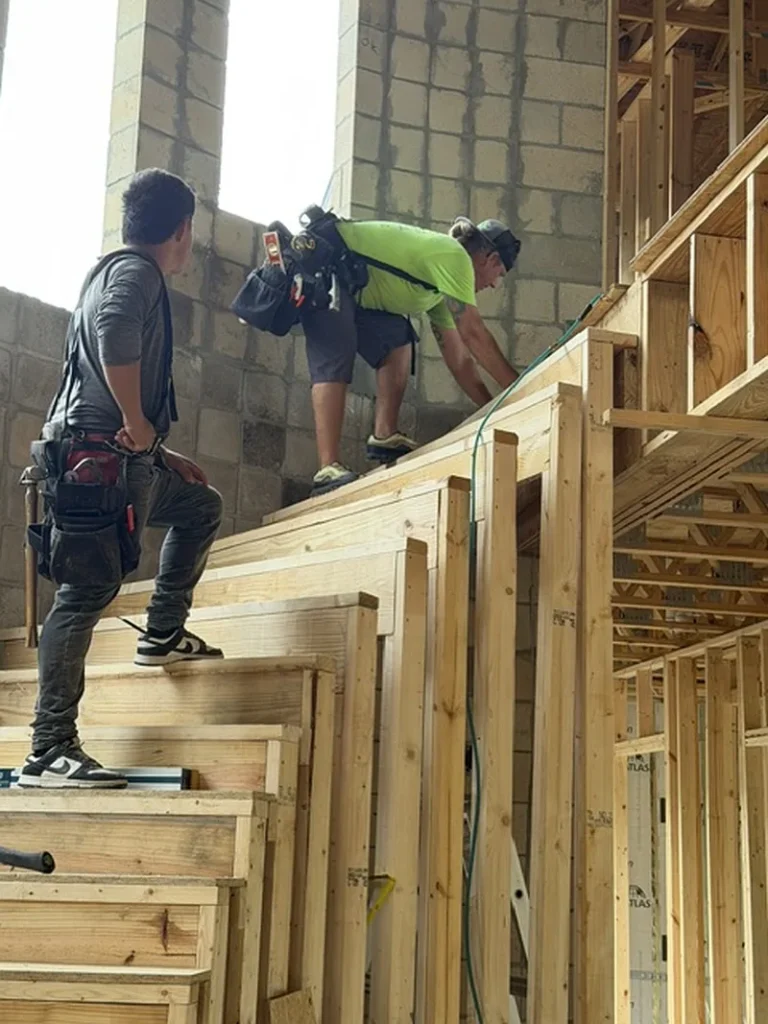 KOA Radius Stair Case 7